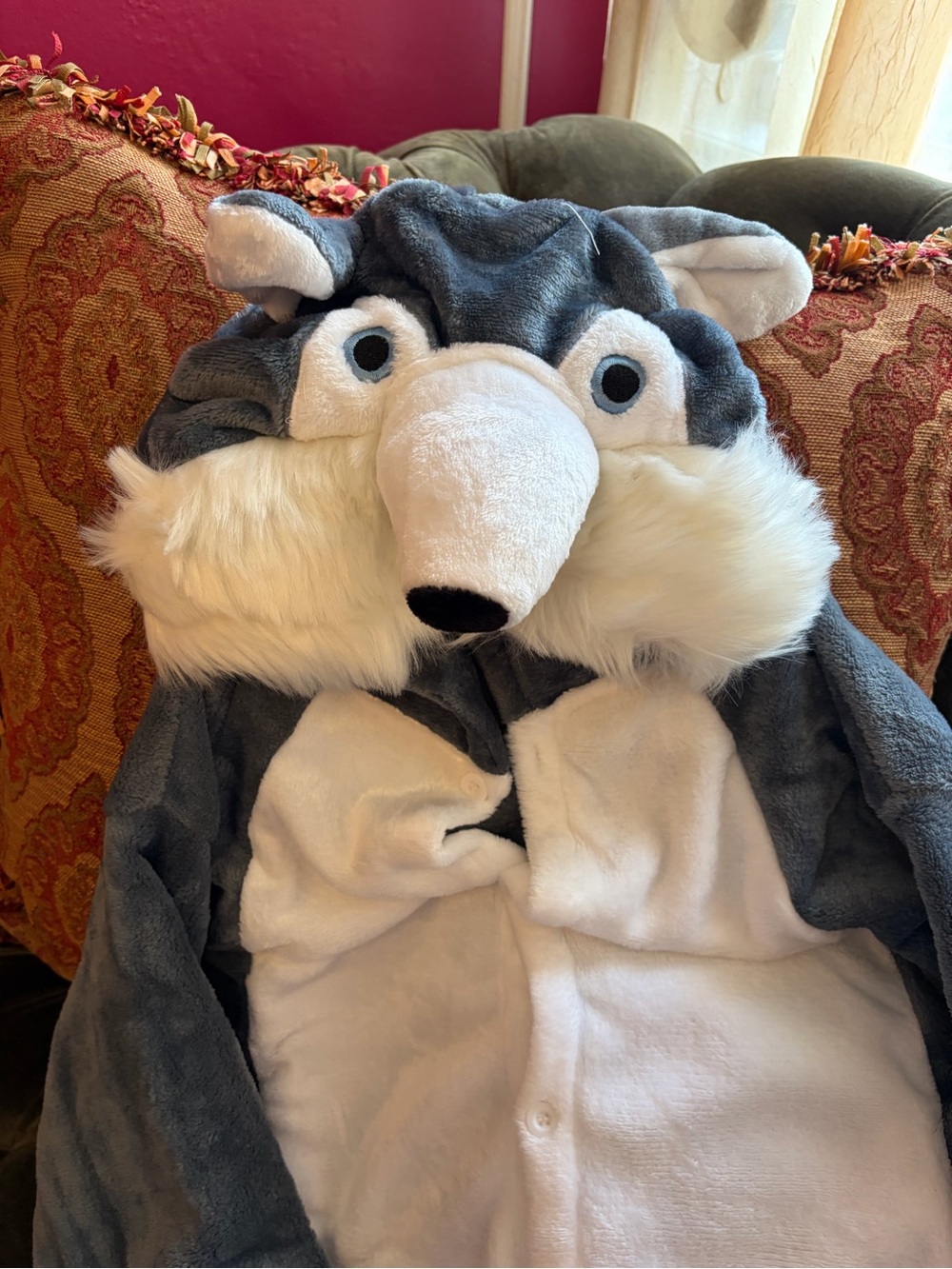 Onsie Sizes L and XL - Picture 4 of 4